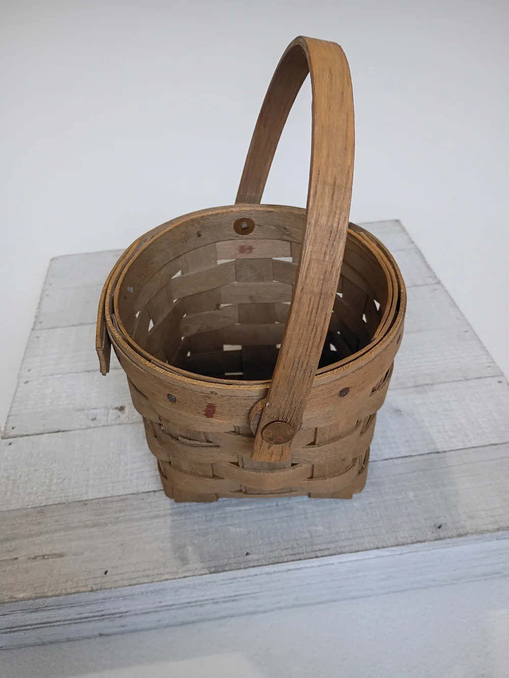 Vintage 1985 Longaberger 5 Inch Measuring Round Basket Swing Handle Signed NSP